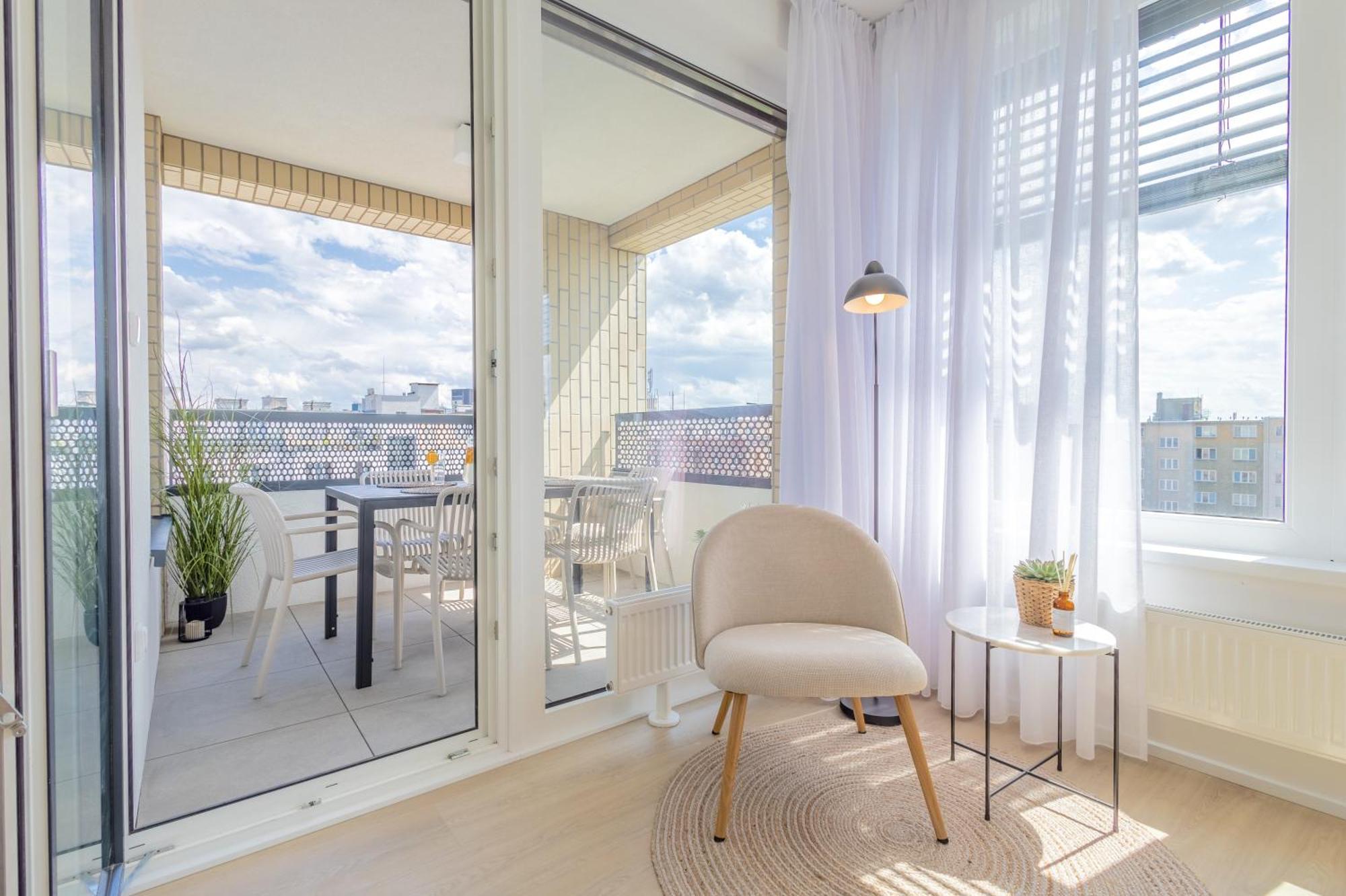 Bright 2Br - 7Th Floor, Balcony, Free Parking By Gravity Prague Apartment Екстериор снимка