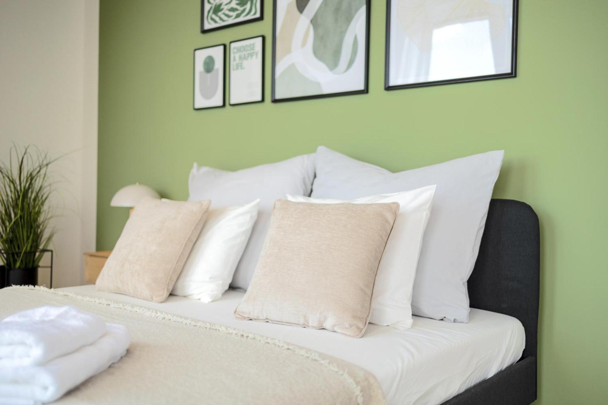 Bright 2Br - 7Th Floor, Balcony, Free Parking By Gravity Prague Apartment Екстериор снимка
